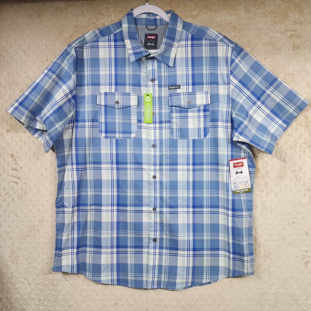NWT Mens Wrangler Blue Plaid Button Pocket UPF Outdoor Short Sleeve Shirt XL